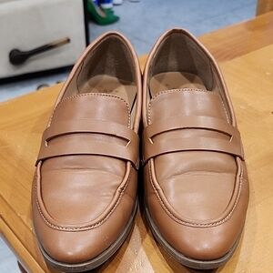 a new day Women's Tan Loafers